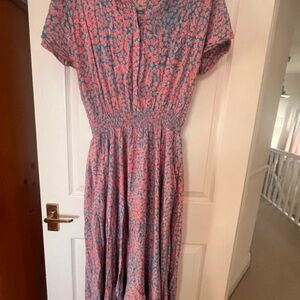 Elegant Floral Midi Dress in Pink and Blue